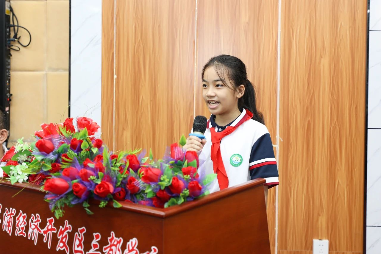 情暖校园 关爱成长 新利在线平台开展六一儿童节公益捐赠活动3.jpg